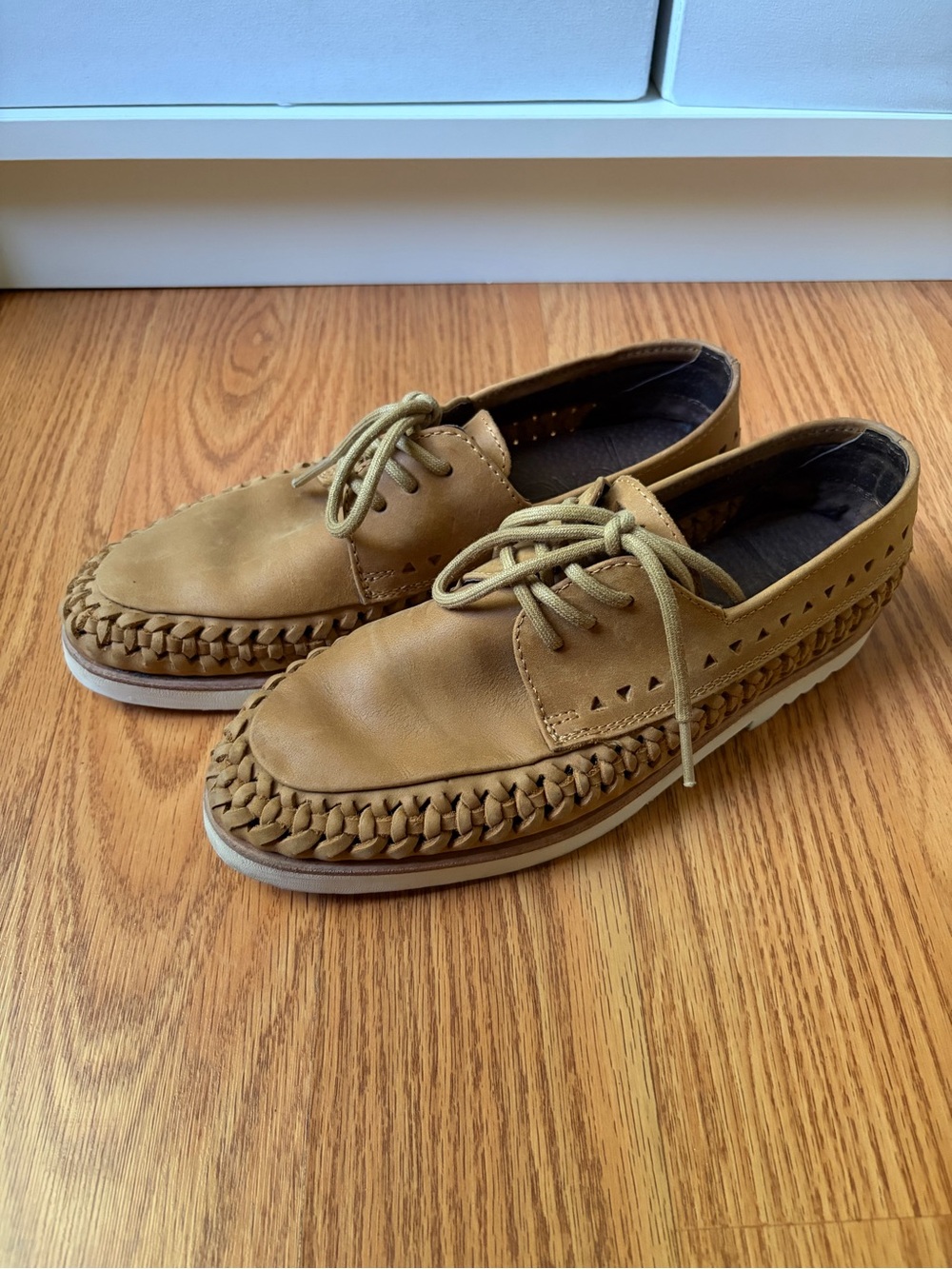 Artisan Woven Leather Shoes Women's in Tan